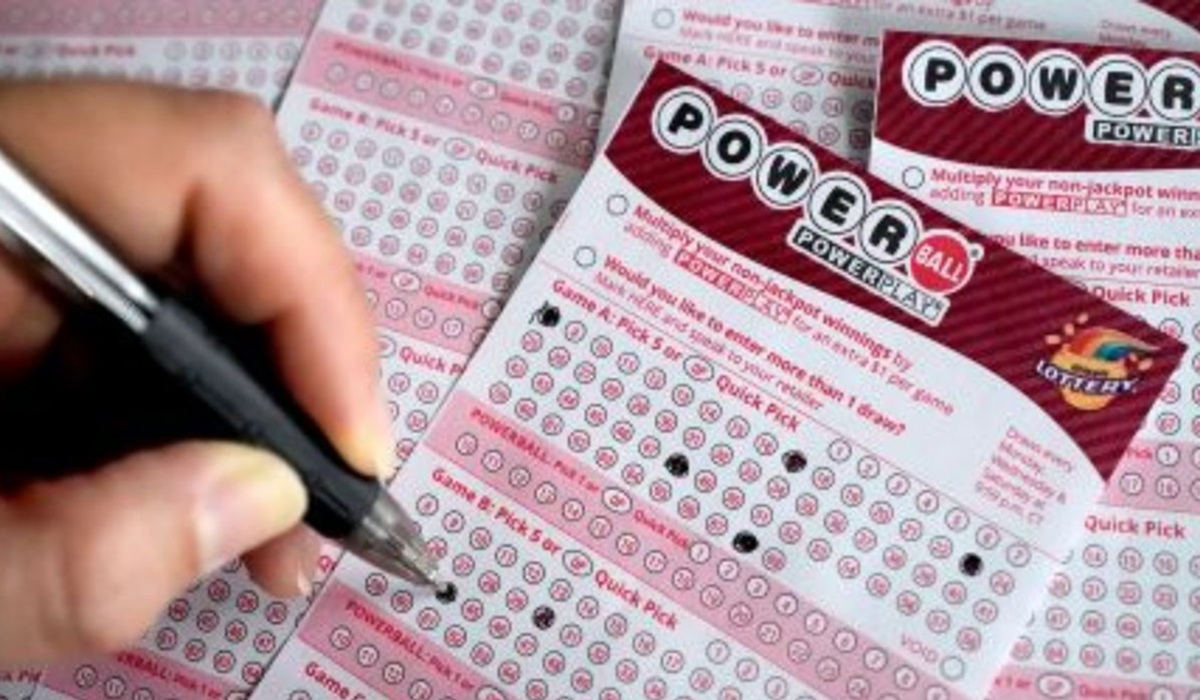 Chasing $200 Million: Why Monday’s Draw is Now the Most Anticipated of the Spring