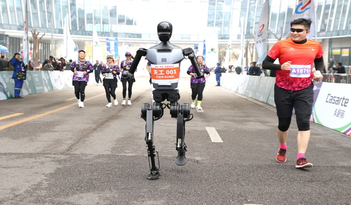 The Finish Line No Longer Belongs to Us: Inside Beijing's Human-Free Half-Marathon